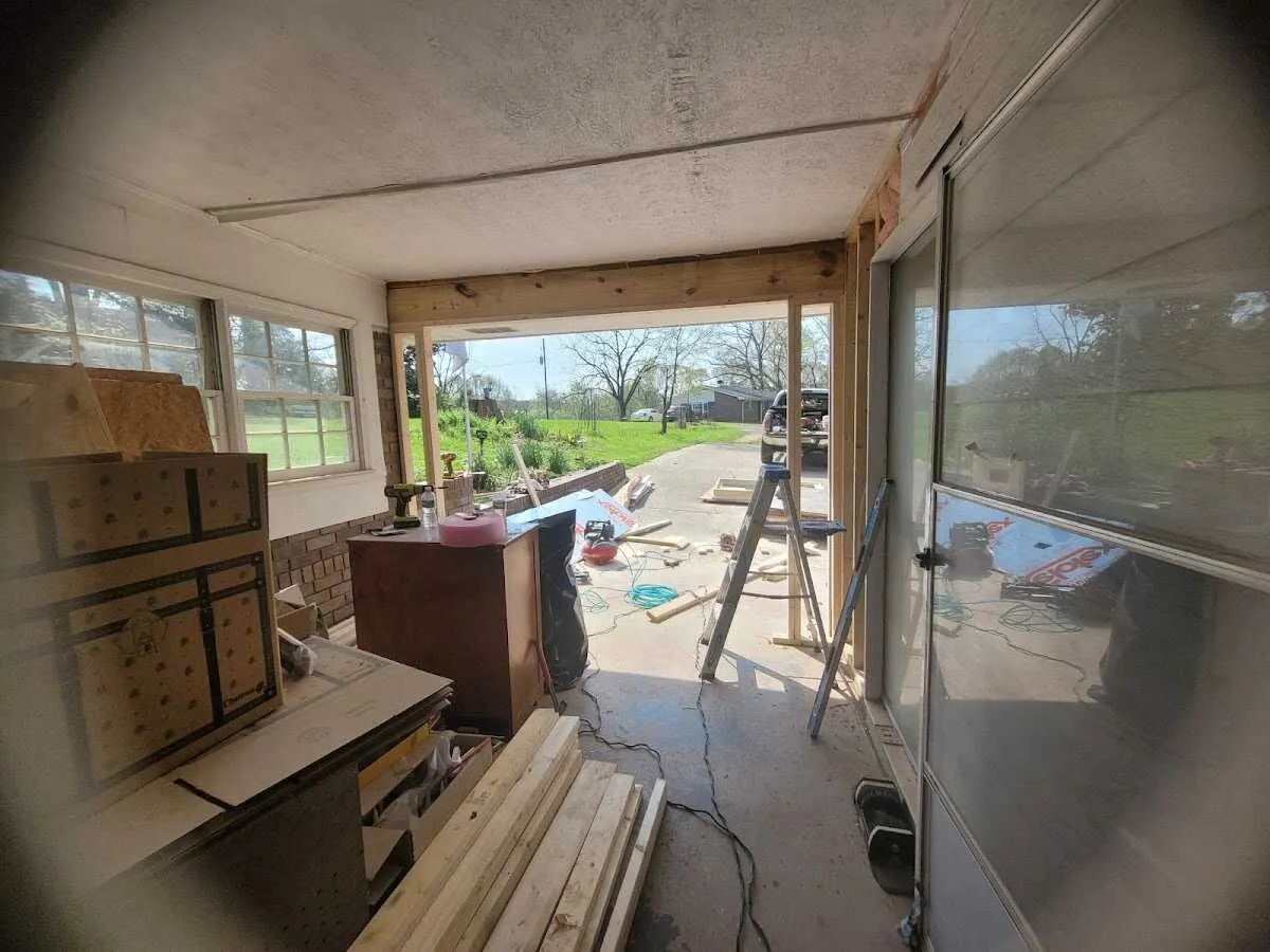 Air movers and dehumidifier for Drying & Dehumidification in Delmar